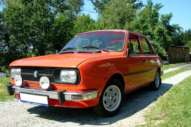 Škoda 105, 120 "Užovka"